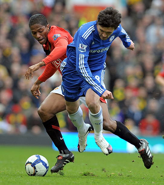 严谨的背景 严谨的背景